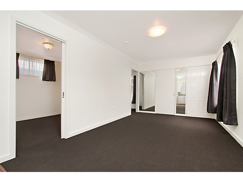 2/50 Neale Street, Kennington VIC 3550