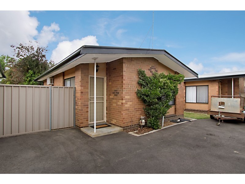 3/50 Neale Street, Kennington VIC 3550