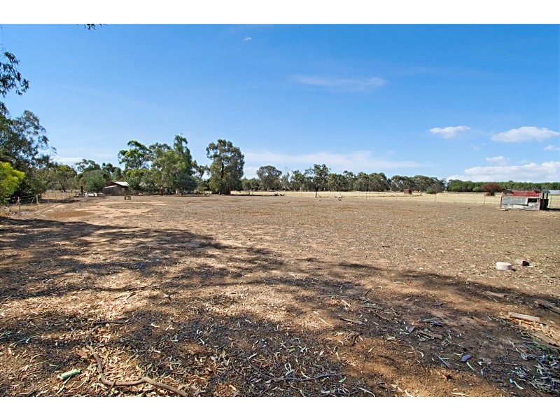 31 Grant Street, Newbridge VIC 3551