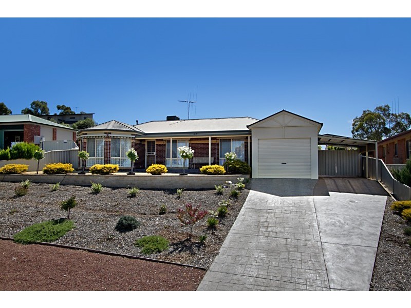 26 Duke Street, Kangaroo Flat VIC 3555