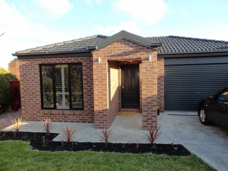 1 Lachlan Close, Golden Square VIC 3555