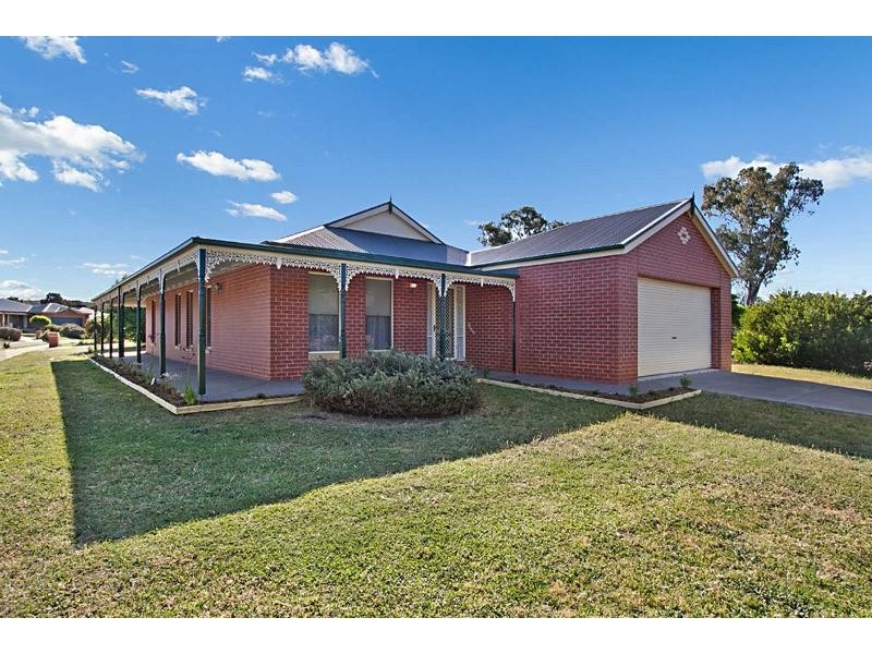 1 Glenshael Court, Strathfieldsaye VIC 3551