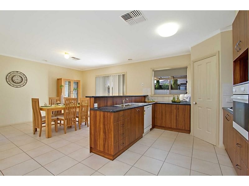 1 Glenshael Court, Strathfieldsaye VIC 3551