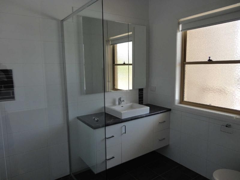 1/14 Edwards Road, Kennington VIC 3550