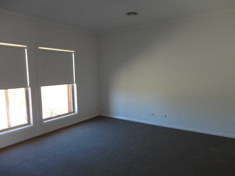 1/14 Edwards Road, Kennington VIC 3550