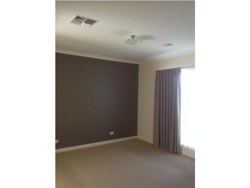 4 Alkoomi Court, Epsom VIC 3551