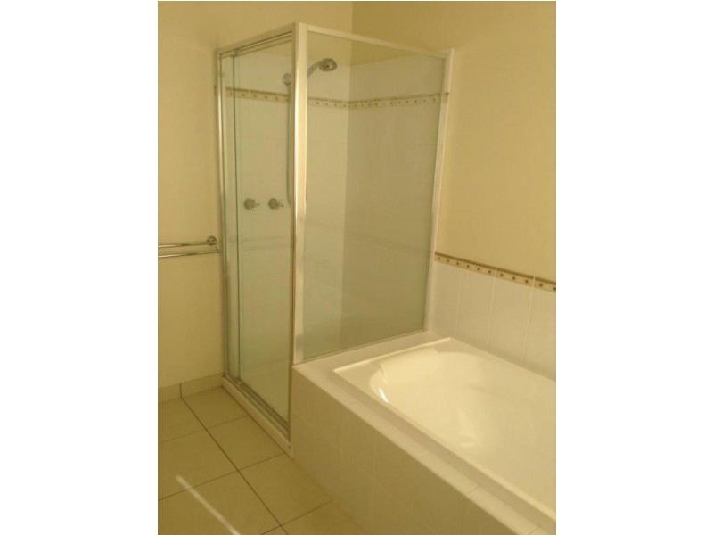 4 Alkoomi Court, Epsom VIC 3551