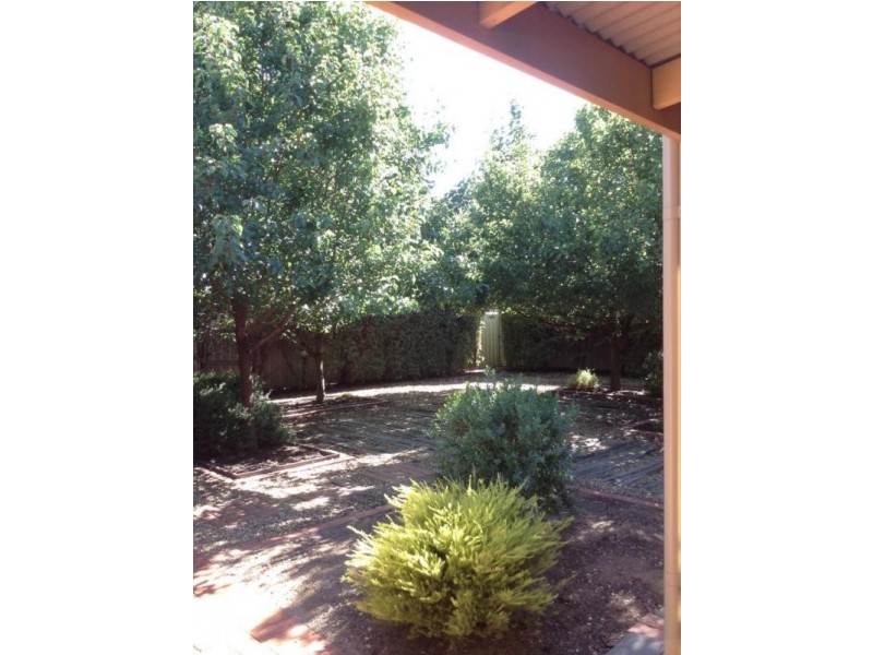 4 Alkoomi Court, Epsom VIC 3551