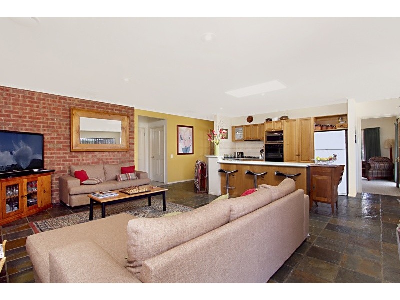 65 Aspinall Street, Golden Square VIC 3555