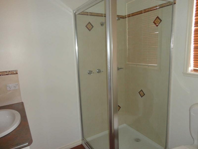 11 Tobin Crescent, Epsom VIC 3551