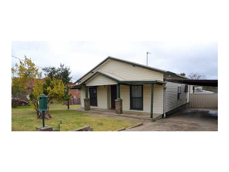 13 Burrowes Street, Golden Square VIC 3555