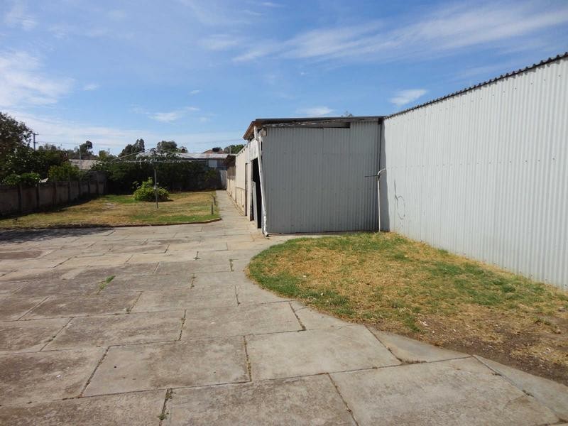 22 Lobb Street, North Bendigo VIC 3550