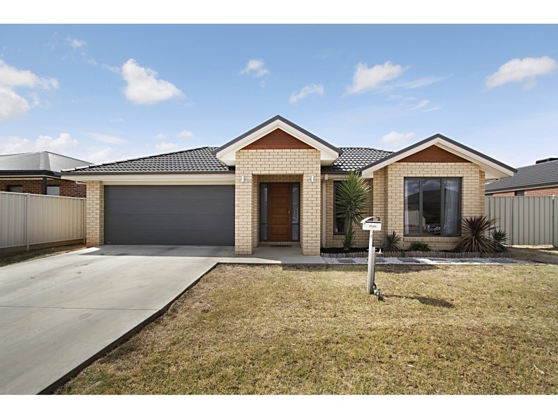 7 Lachlan Street, Epsom VIC 3551