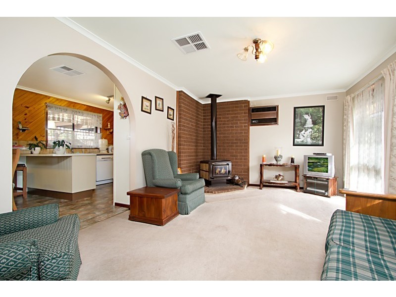 123 MacDougall Road, Golden Square VIC 3555