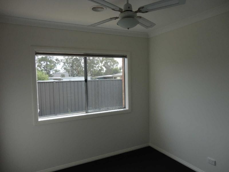 4 Peninsular Drive, Eaglehawk VIC 3556