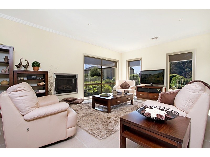 74 Homebush Drive, Junortoun VIC 3551