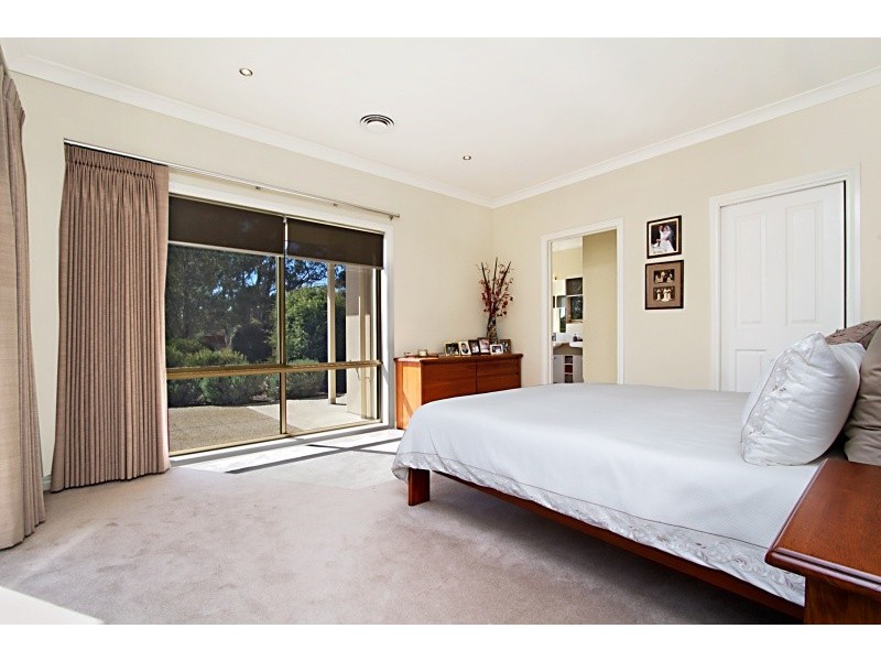 74 Homebush Drive, Junortoun VIC 3551