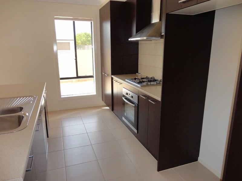 2 Elsworth Drive, Strathfieldsaye VIC 3551