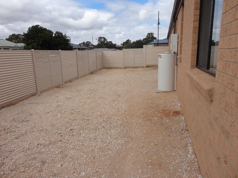 2 Elsworth Drive, Strathfieldsaye VIC 3551