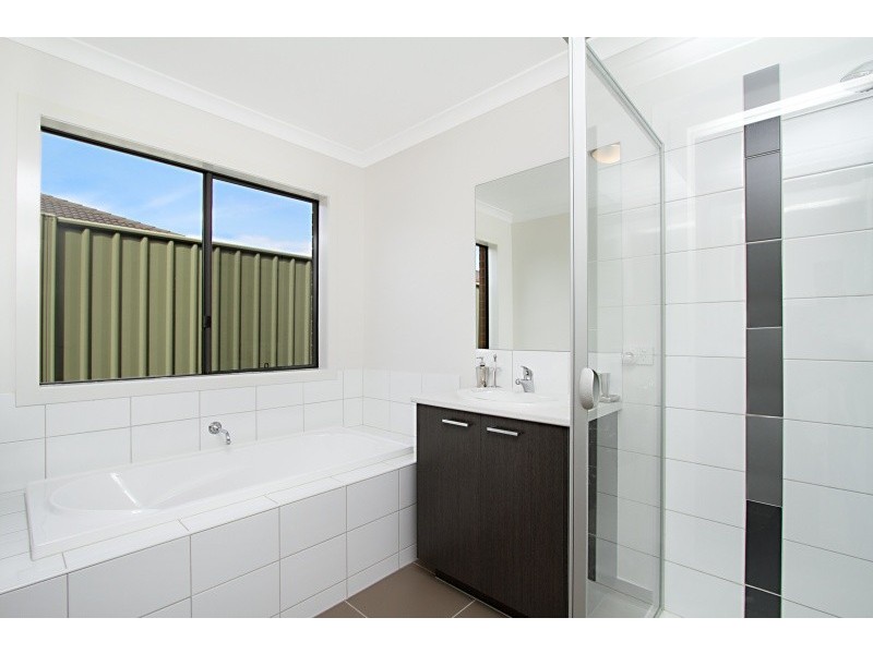 20 Lyndam Avenue, Maiden Gully VIC 3551