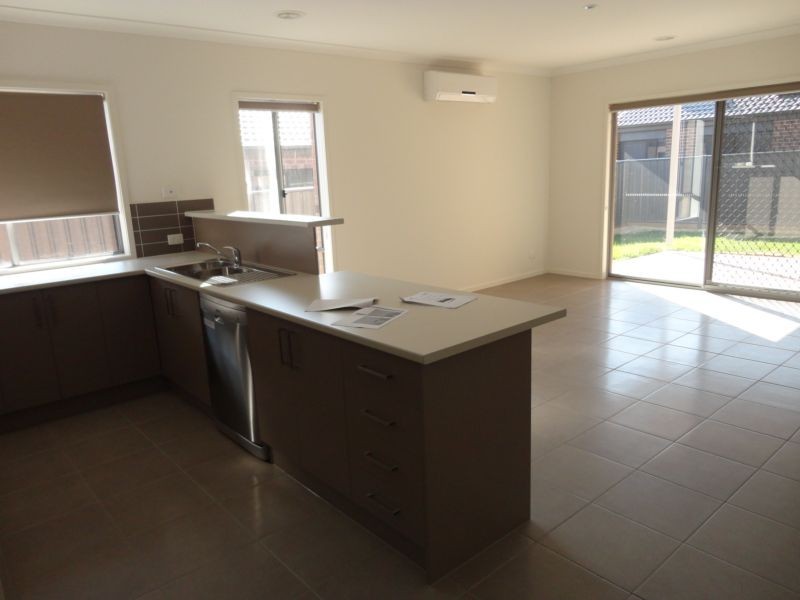 9 National Parade, Eaglehawk VIC 3556