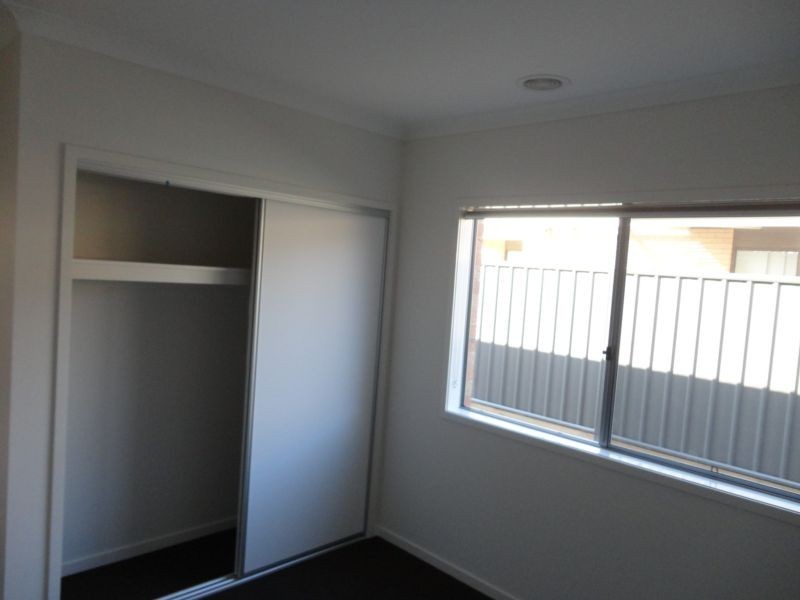 9 National Parade, Eaglehawk VIC 3556