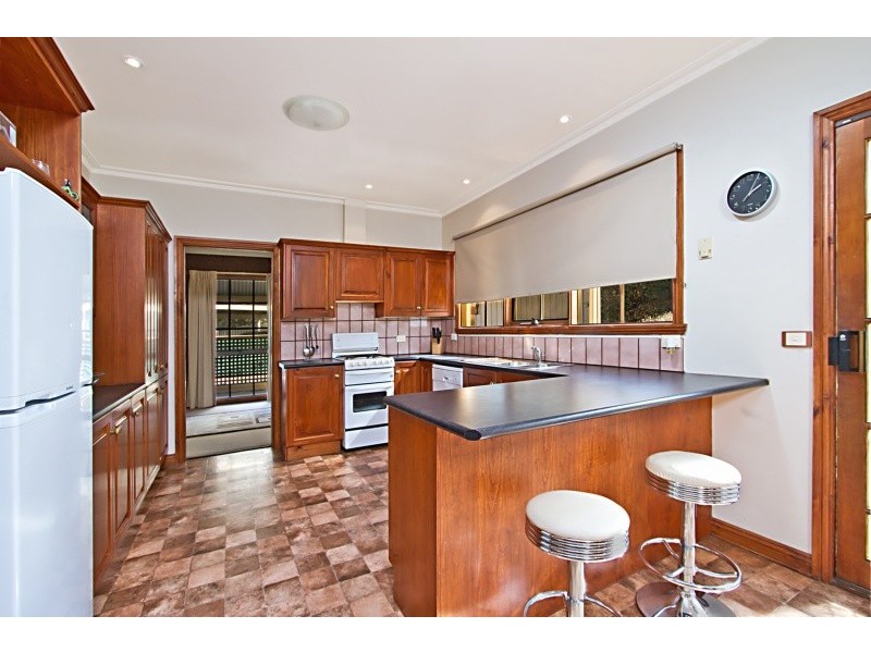 202 Aspinall Street, Kangaroo Flat VIC 3555