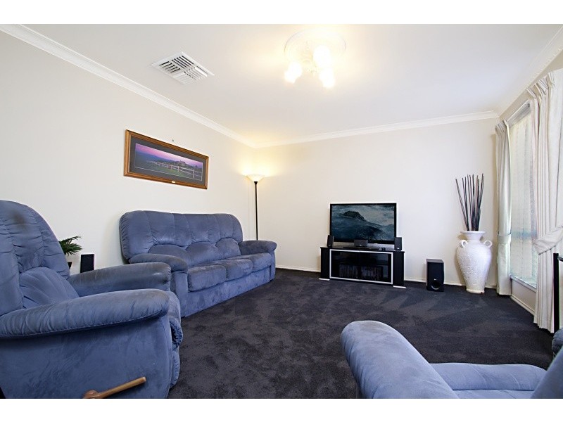 11 Bissell Drive, Golden Square VIC 3555