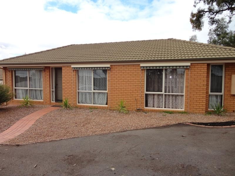 2/13 Proud Terrace, Flora Hill VIC 3550