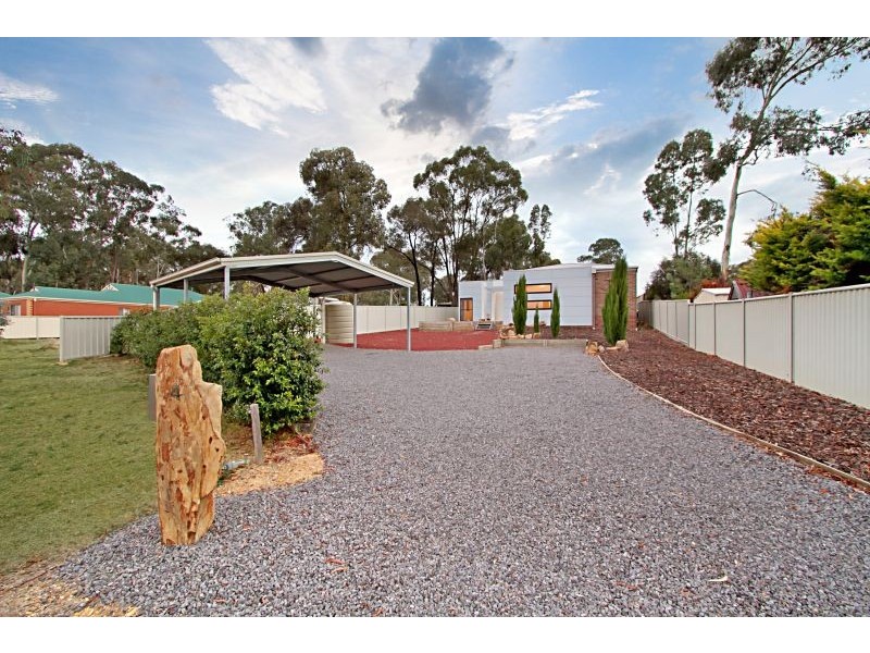 4 Allpress Drive, Golden Square VIC 3555