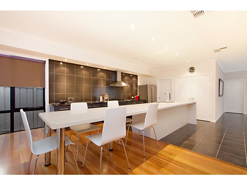 4 Allpress Drive, Golden Square VIC 3555