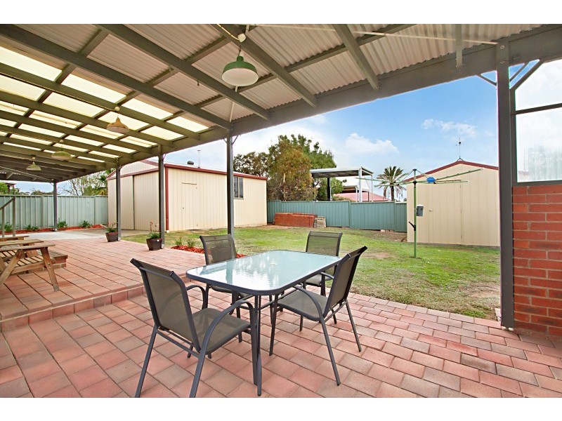 14 Crowther Street, Eaglehawk VIC 3556