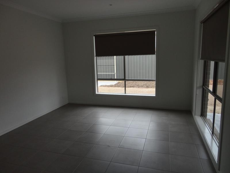 14 Perry Lane, Epsom VIC 3551