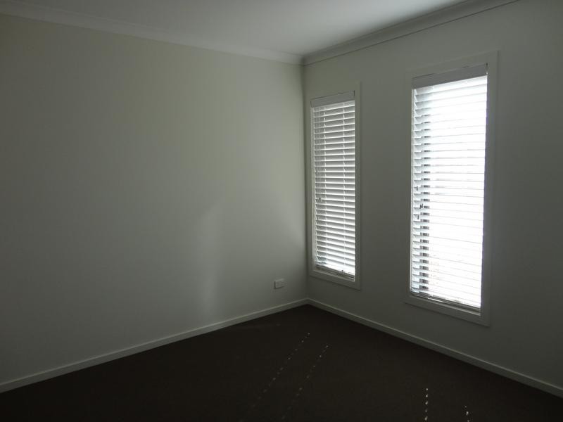 4 Perry Lane, Epsom VIC 3551