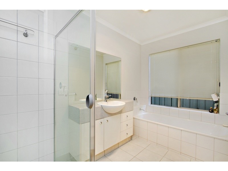 8 Cheviot Place, Bendigo VIC 3550