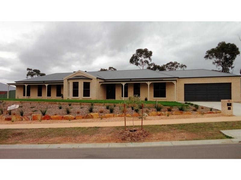 34-36 Janelle Drive, Maiden Gully VIC 3551