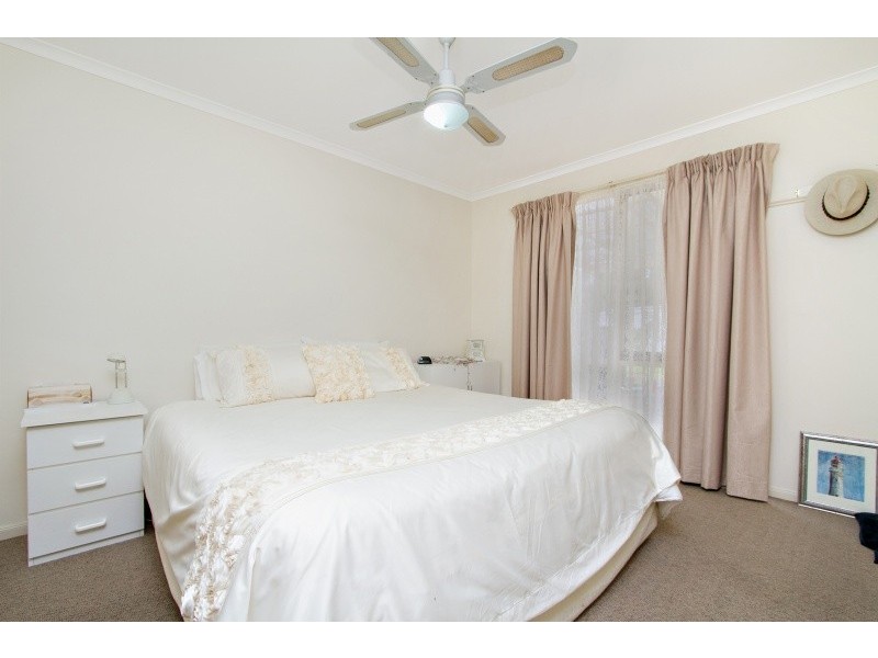 1 Fraser Court, Kangaroo Flat VIC 3555