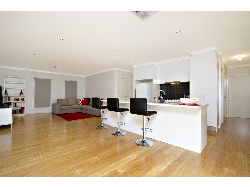 3/18 Emmett Street, Golden Square VIC 3555