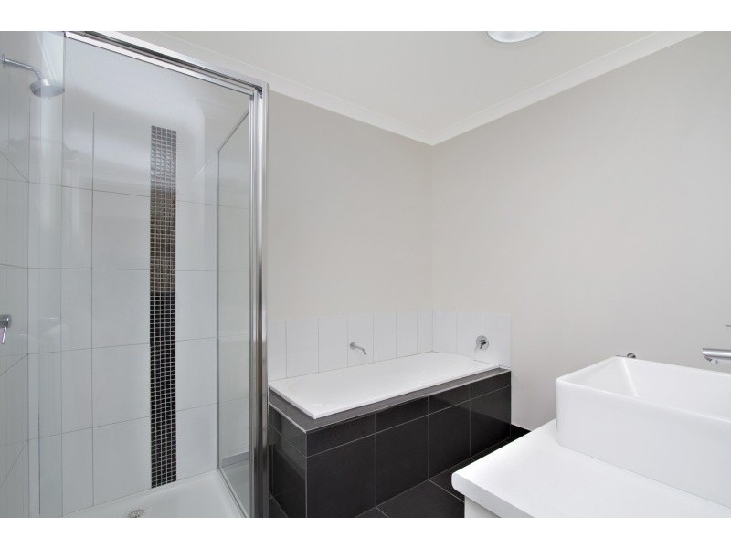 3/18 Emmett Street, Golden Square VIC 3555