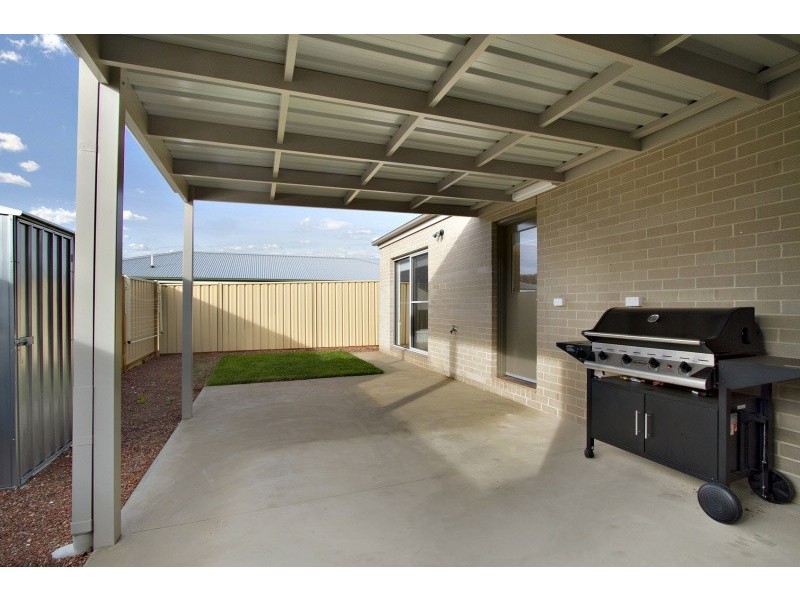 3/18 Emmett Street, Golden Square VIC 3555