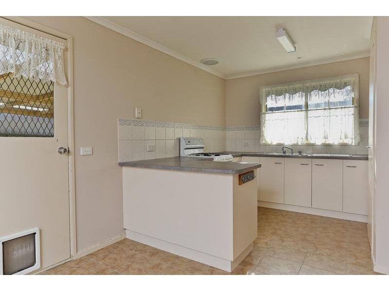 2 Jorben Place, Golden Square VIC 3555