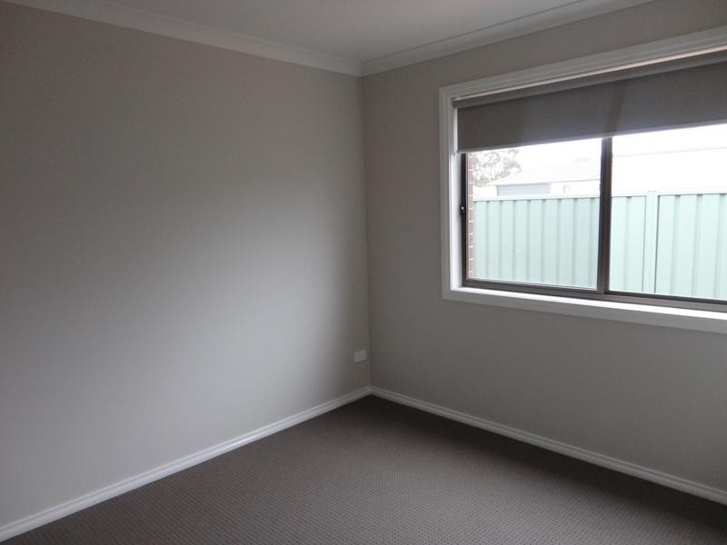 8 Deharl Court, Epsom VIC 3551
