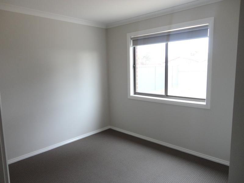 8 Deharl Court, Epsom VIC 3551