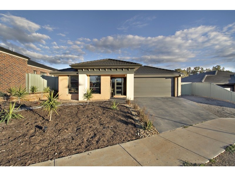 12 Anteah Road, Maiden Gully VIC 3551