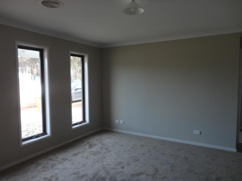 71 Kingston Drive, Eaglehawk VIC 3556