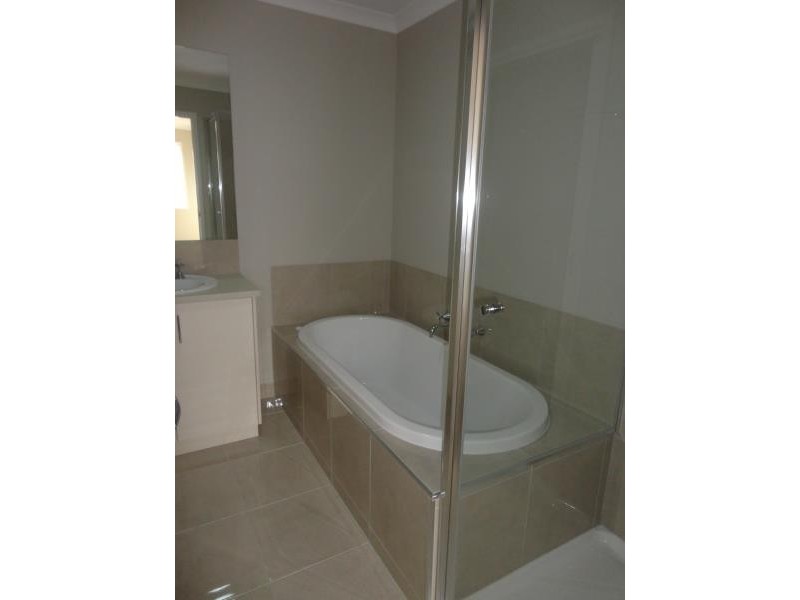 71 Kingston Drive, Eaglehawk VIC 3556