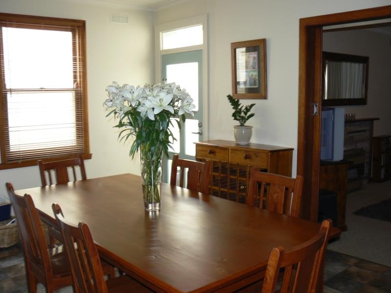 4 Percival Street, Quarry Hill VIC 3550