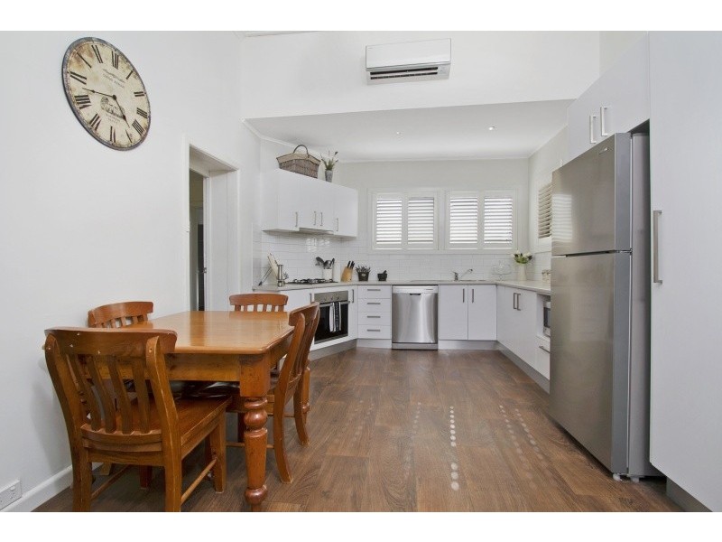 40 Peel Street, Quarry Hill VIC 3550