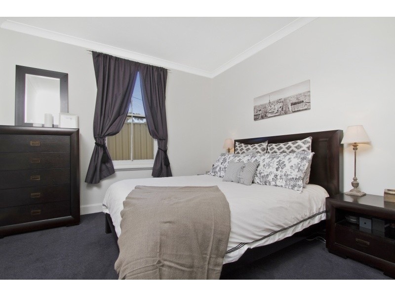 40 Peel Street, Quarry Hill VIC 3550