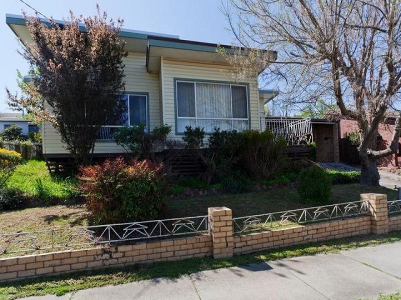 10 Specimen Hill Road, Golden Square VIC 3555
